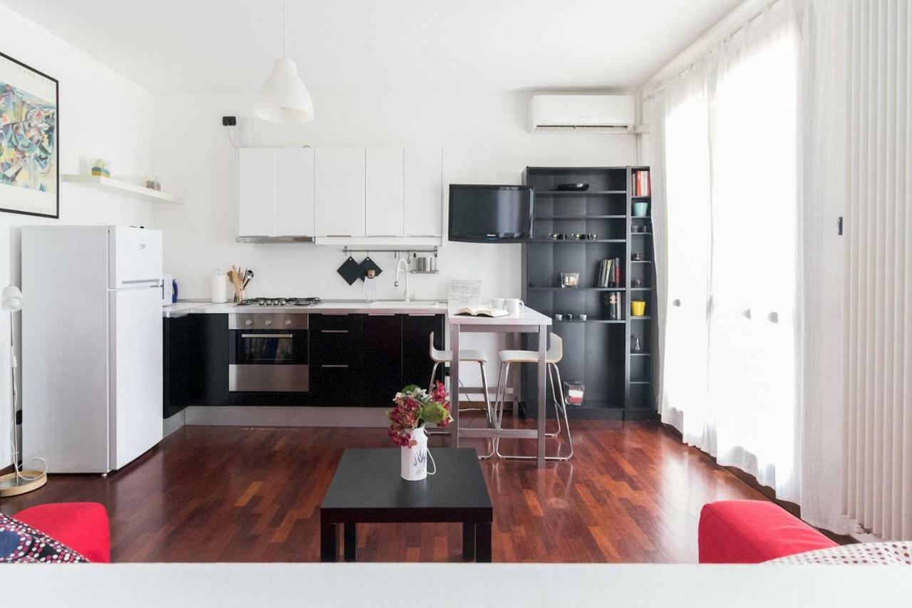 Italianway - Carrara 5 Apartment Milan Exterior photo